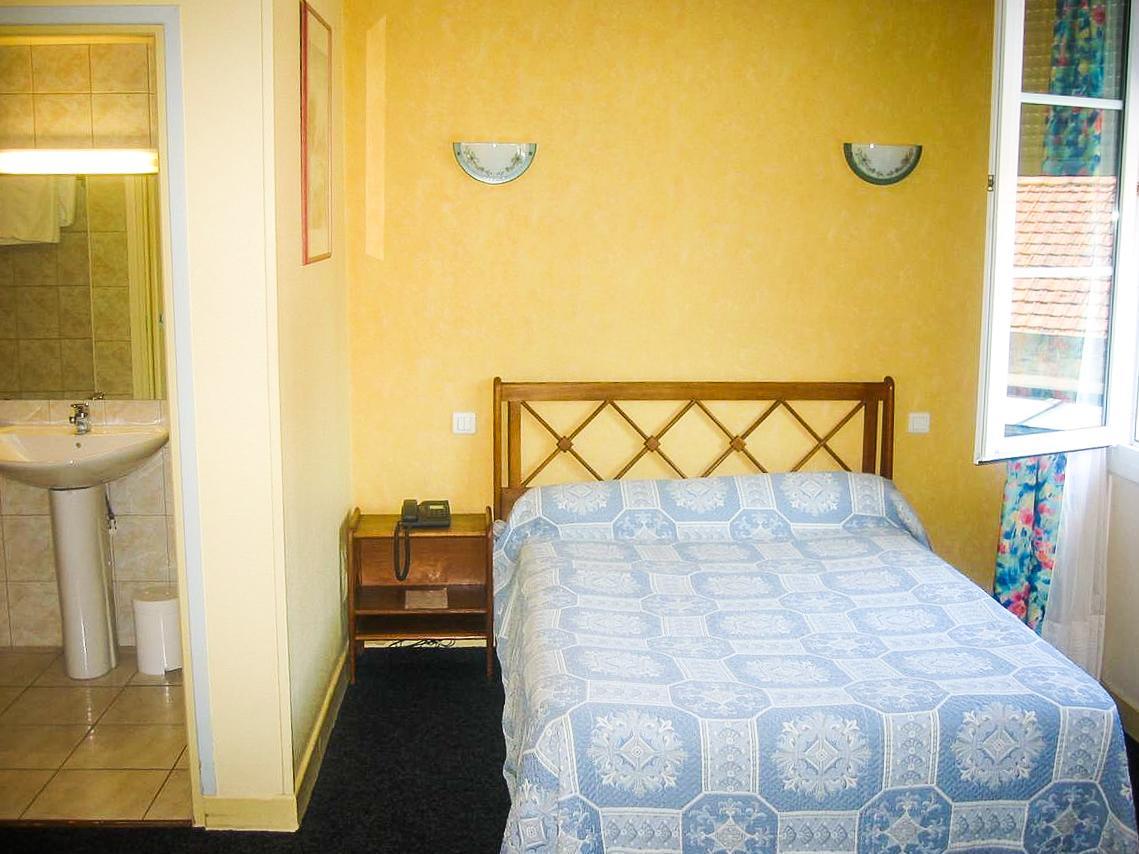 Hotel De La Cloche Vitry-le-François المظهر الخارجي الصورة